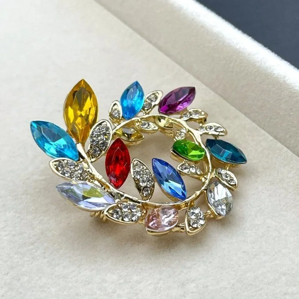 Yellow Gold with Multicolored Crystal Floral Leaf Wreath Pin Back Brooch